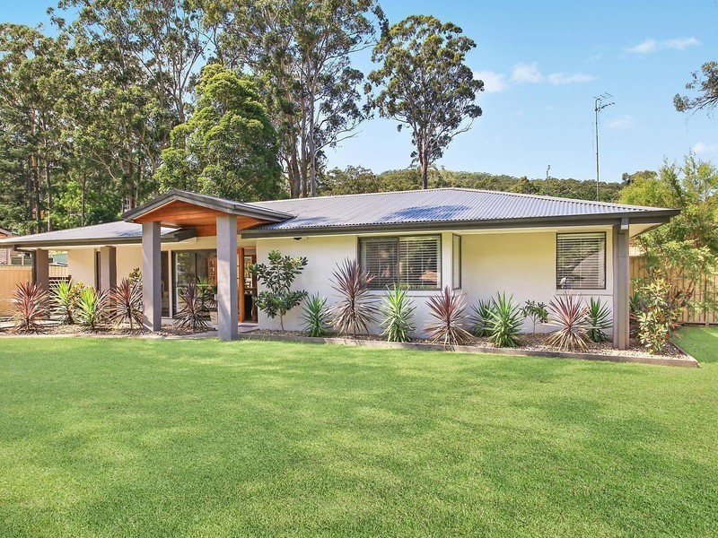 25 Fragar Avenue, Wyoming NSW 2250