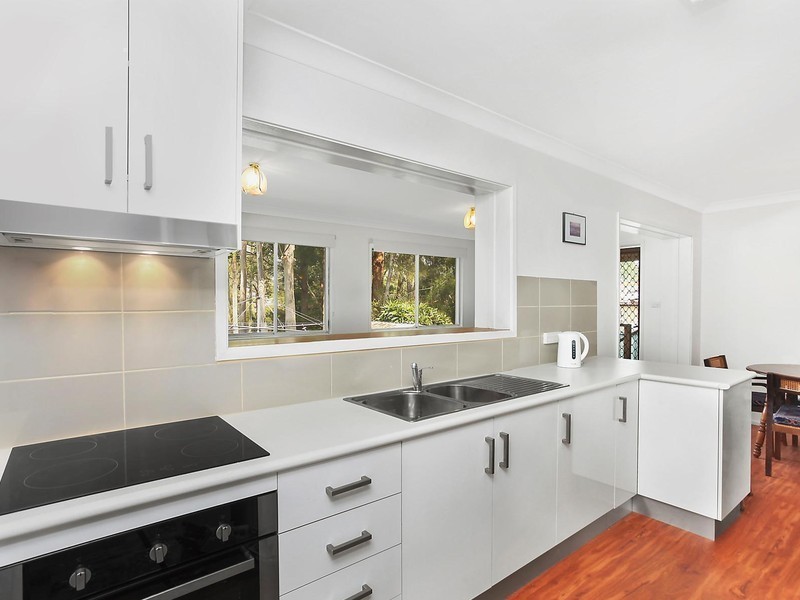 8 Elissa Crescent, Wyoming NSW 2250