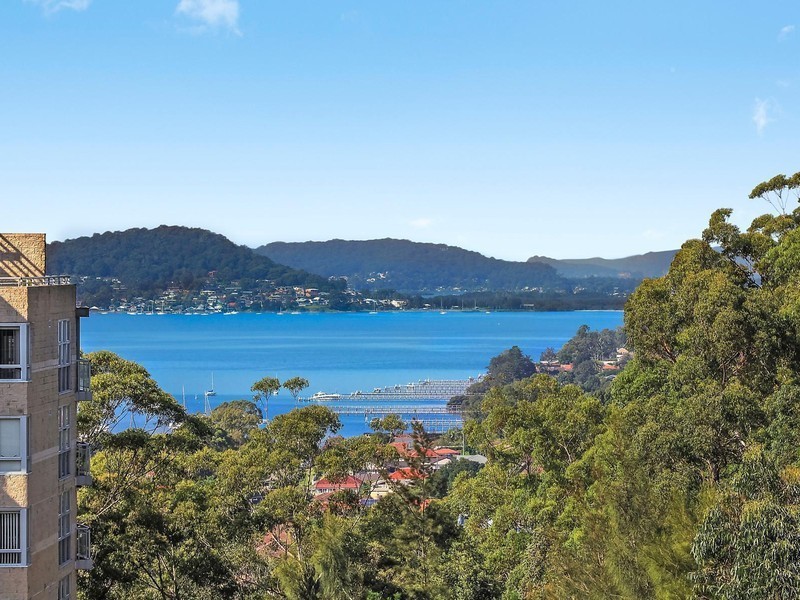 381/80 John Whiteway Drive, Gosford NSW 2250