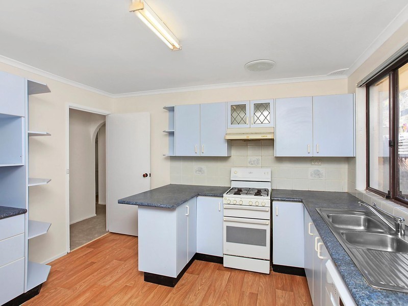 5 Bottlebrush Close, Wyoming NSW 2250