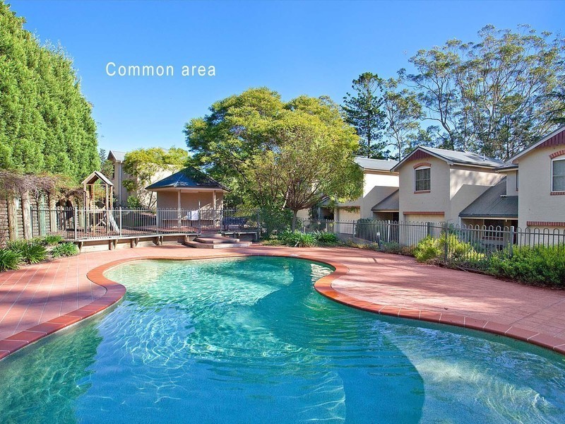 4/11 Berrys Head Road, Narara NSW 2250