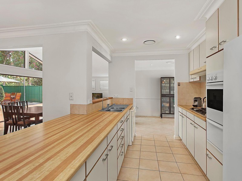 12 Strand Avenue, Narara NSW 2250