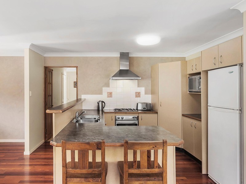 32 Old Farm Place, Ourimbah NSW 2258