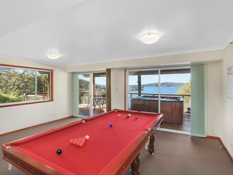 8 Sublime Point Avenue, Tascott NSW 2250