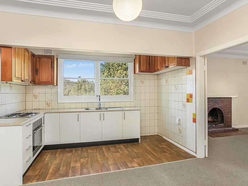 52 Dwyer Street, North Gosford NSW 2250