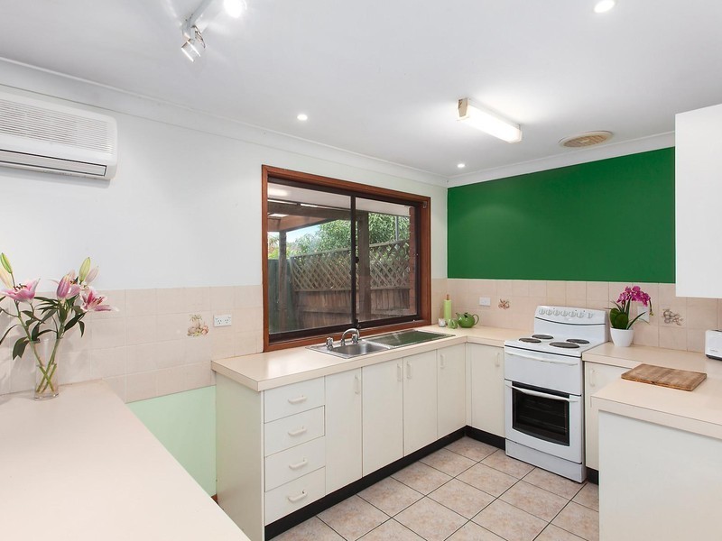 2/12 Donna Close, Lisarow NSW 2250