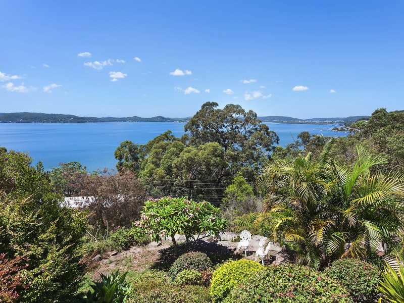 28 Sandstone Crescent, Tascott NSW 2250