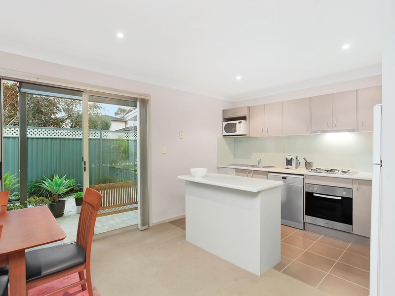 5/8 Akora Road, Wyoming NSW 2250