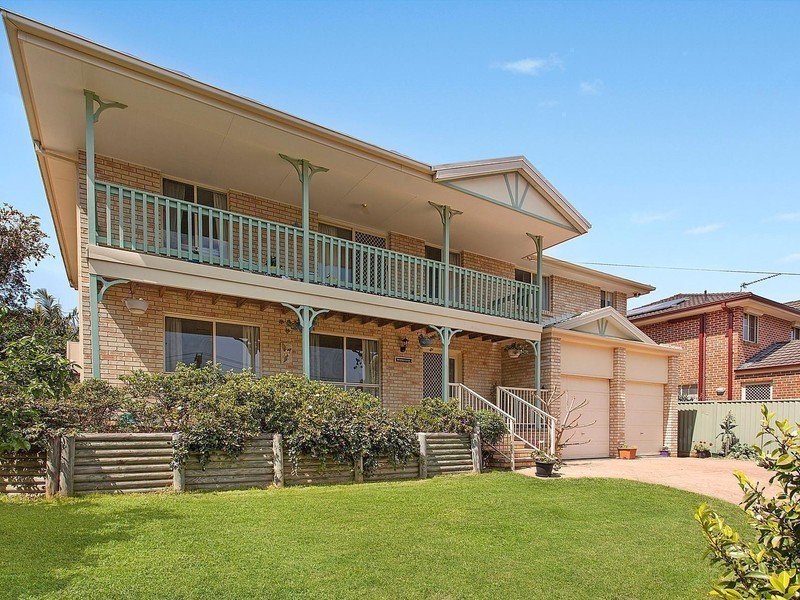 24 Meadow Road, Springfield NSW 2250