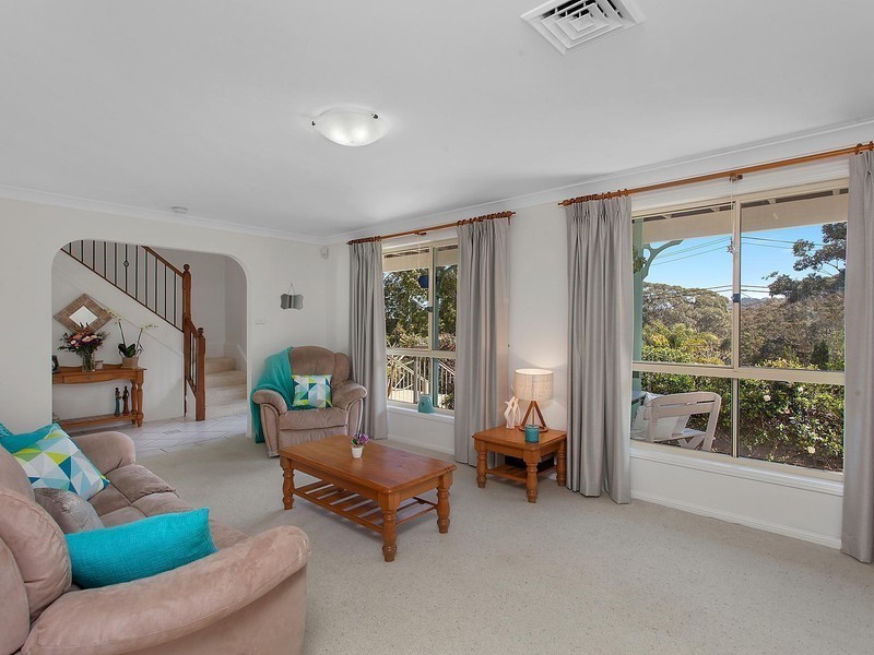 24 Meadow Road, Springfield NSW 2250