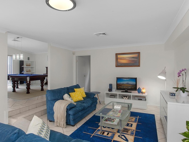 24 Meadow Road, Springfield NSW 2250