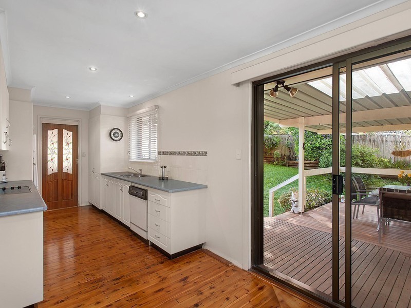 4 Dougal Drive, Wyoming NSW 2250