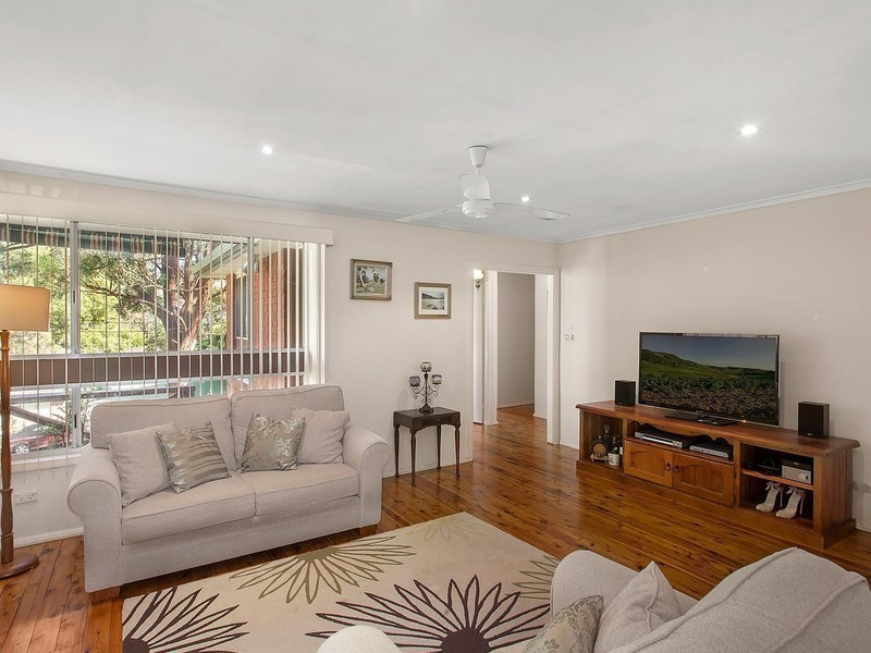 4 Dougal Drive, Wyoming NSW 2250
