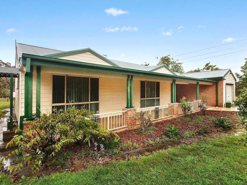 220 Pacific Highway, Doyalson North NSW 2262