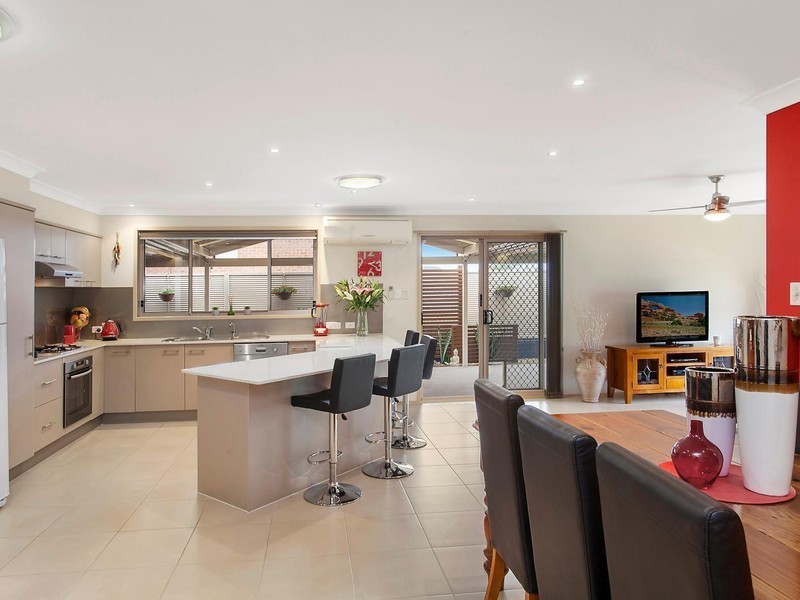 86 Coolawin Circle, Narara NSW 2250