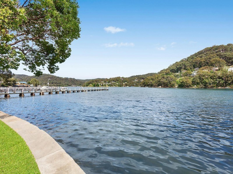 2 Rawson Road, Woy Woy NSW 2256
