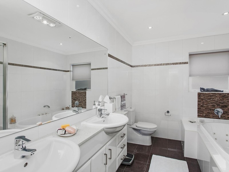 13/5 Wharf Street, East Gosford NSW 2250