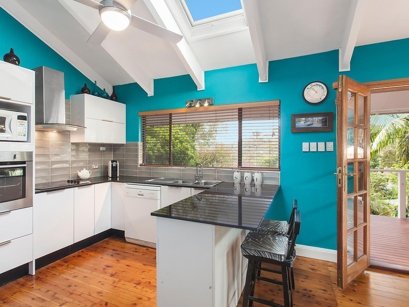 12 Mindaree Avenue, Wyoming NSW 2250