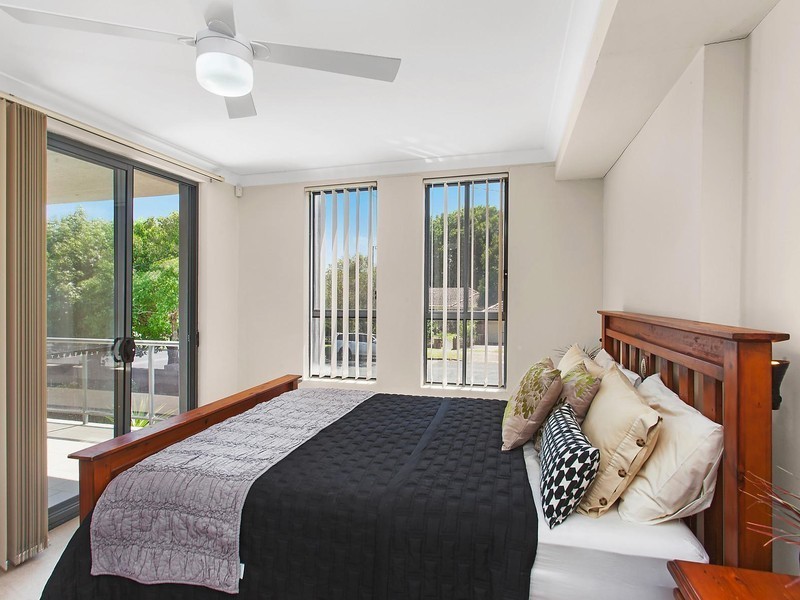 10/187 Albany Street, Point Frederick NSW 2250