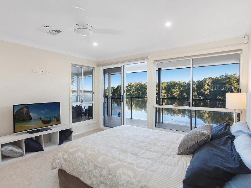 296 Geoffrey Road, Chittaway Point NSW 2261