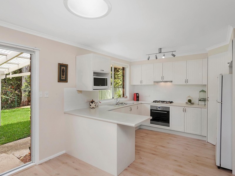 4 Pecan Close, Wyoming NSW 2250