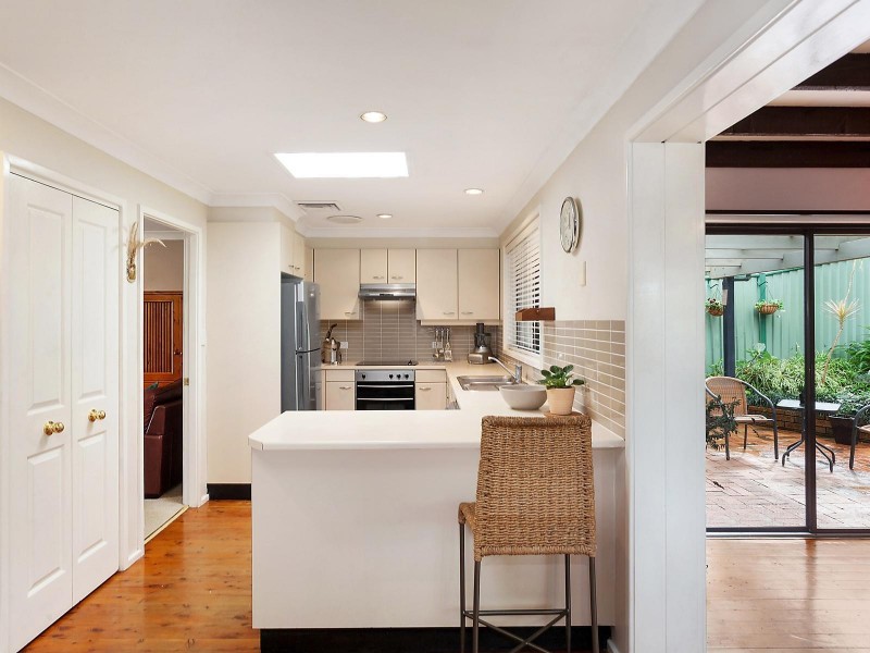 13 Valley View Road, Wyoming NSW 2250