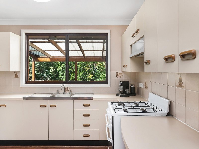 6 Gardenia Close, Narara NSW 2250