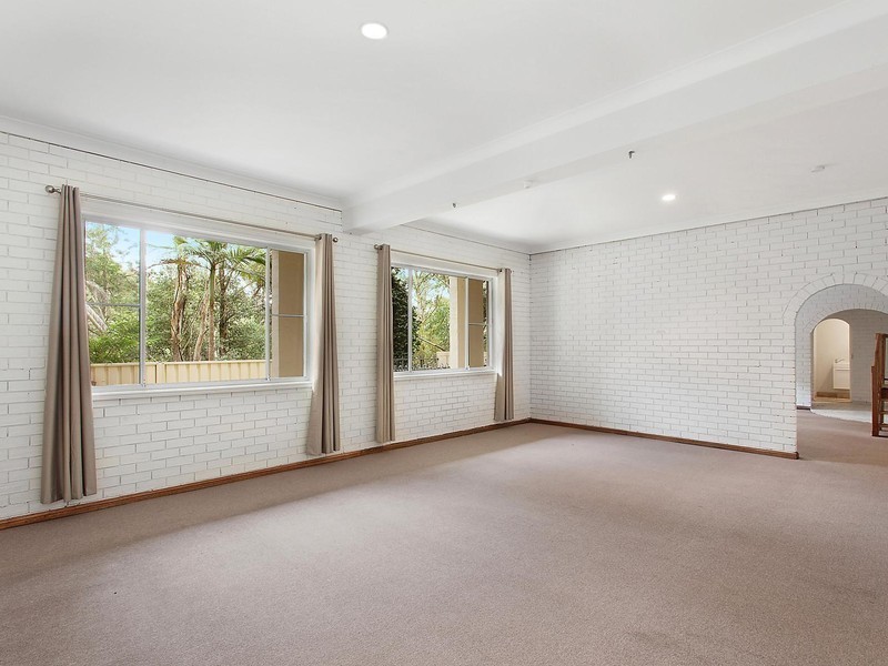 24 Algwen Street, North Gosford NSW 2250