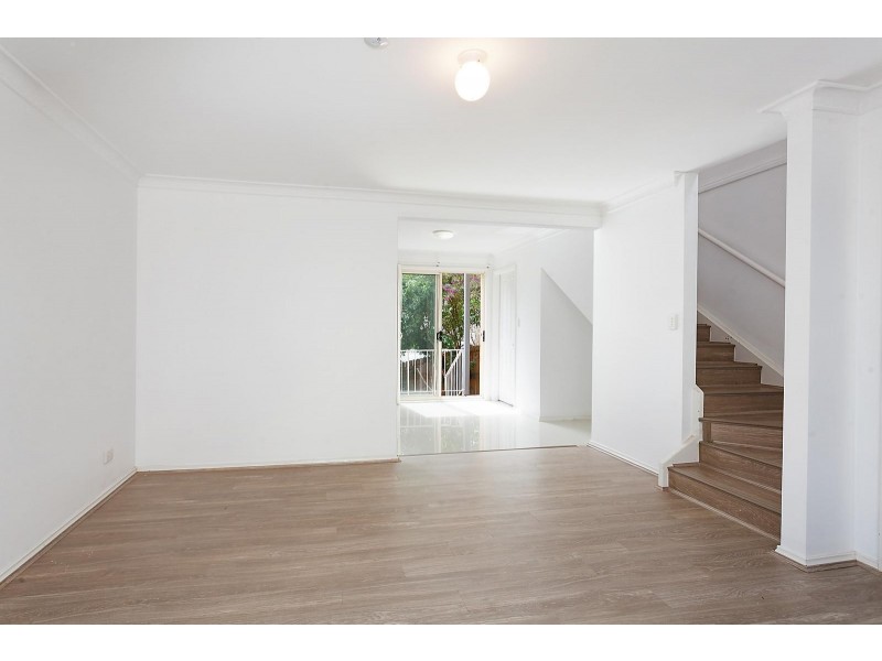 3/165 Gertrude Street, Gosford NSW 2250