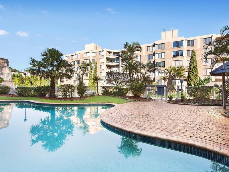 2/91-95 John Whiteway Drive, Gosford NSW 2250