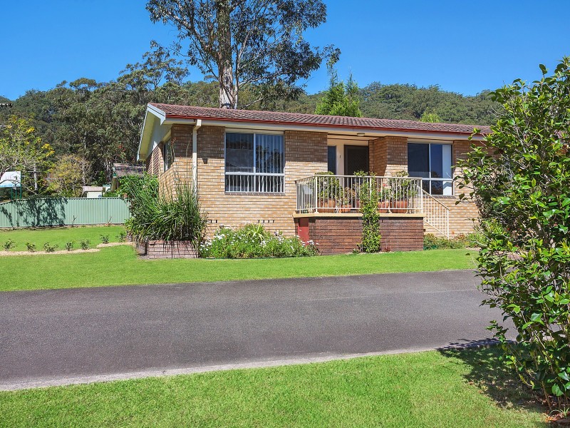 1/4 Kalawarra Road, Wyoming NSW 2250