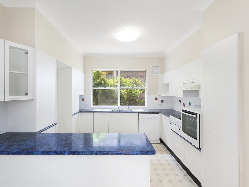 17 Bay View Avenue, East Gosford NSW 2250