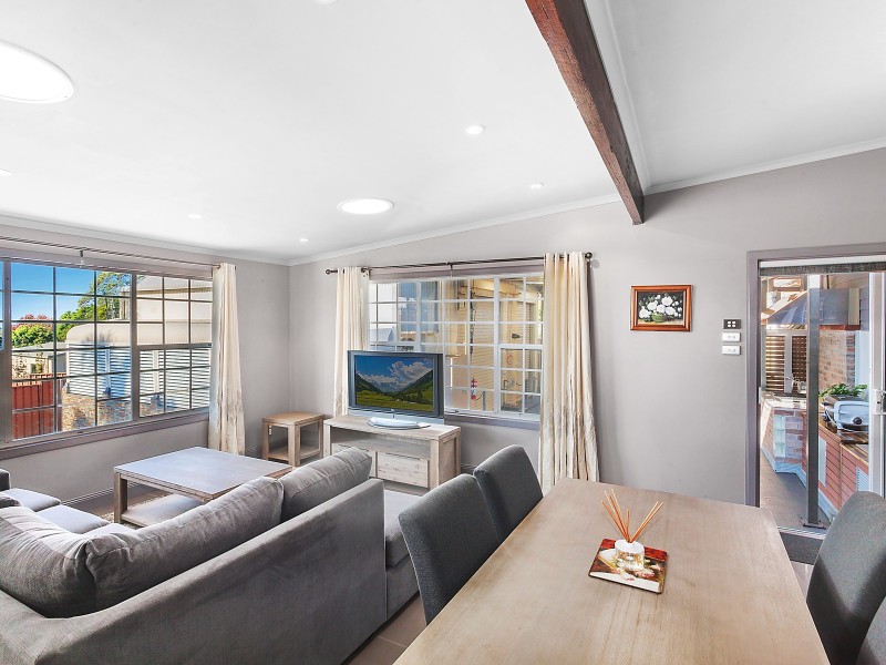 6 Woy Woy Road, Kariong NSW 2250