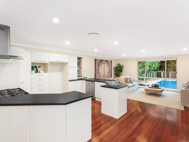 26 Finlay Crescent, Ourimbah NSW 2258