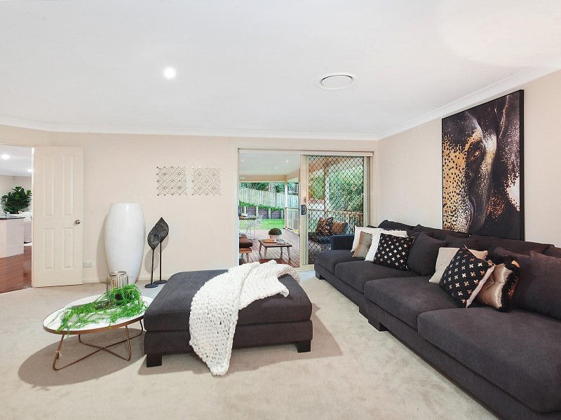 26 Finlay Crescent, Ourimbah NSW 2258
