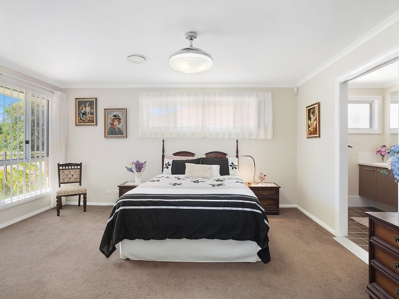 27 Monarchy Way, Narara NSW 2250