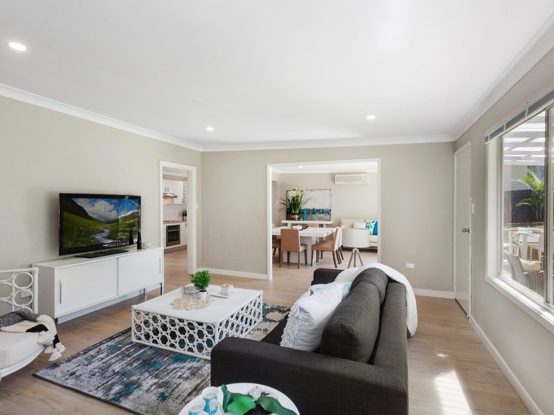 21 Angus Avenue, Wyoming NSW 2250