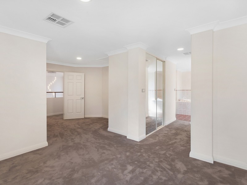 219 Woodbury Park Drive, Mardi NSW 2259