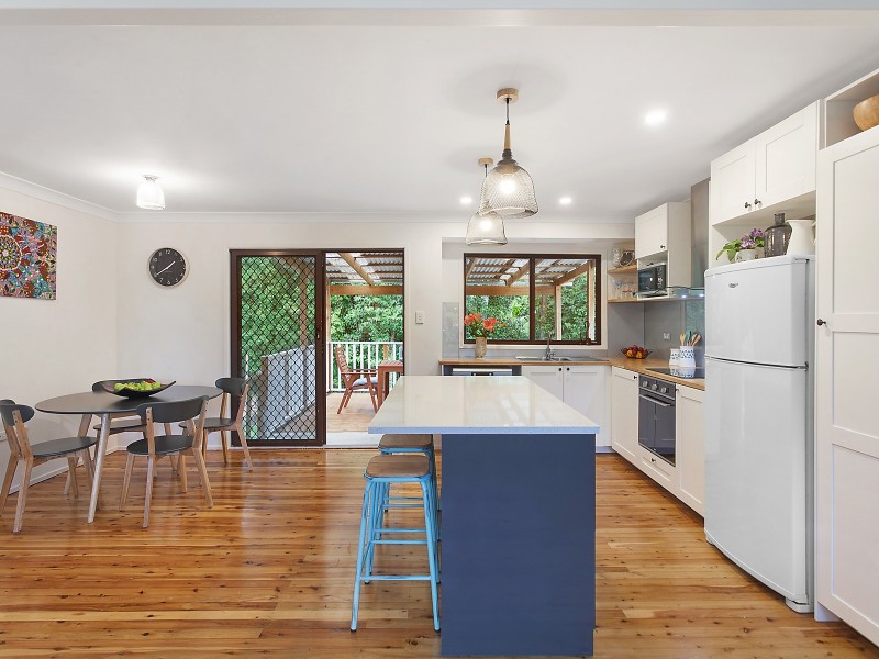 12 Elkhorn Close, Wyoming NSW 2250