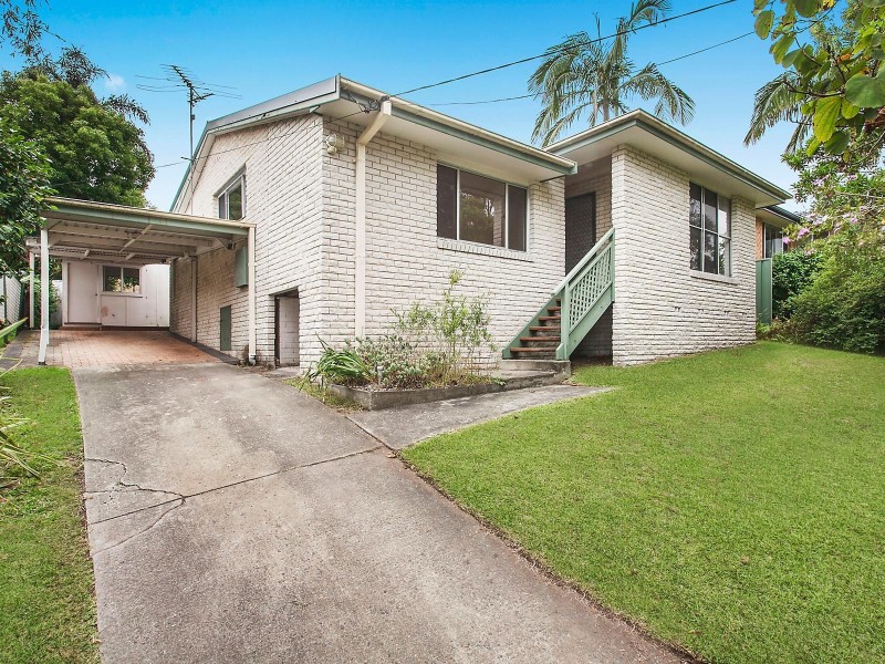 29 Angus Avenue, Wyoming NSW 2250