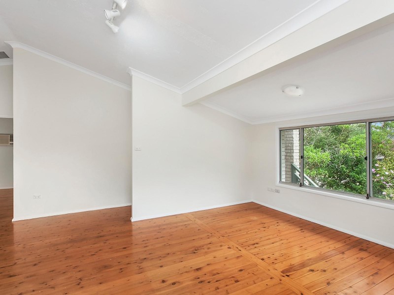 29 Angus Avenue, Wyoming NSW 2250