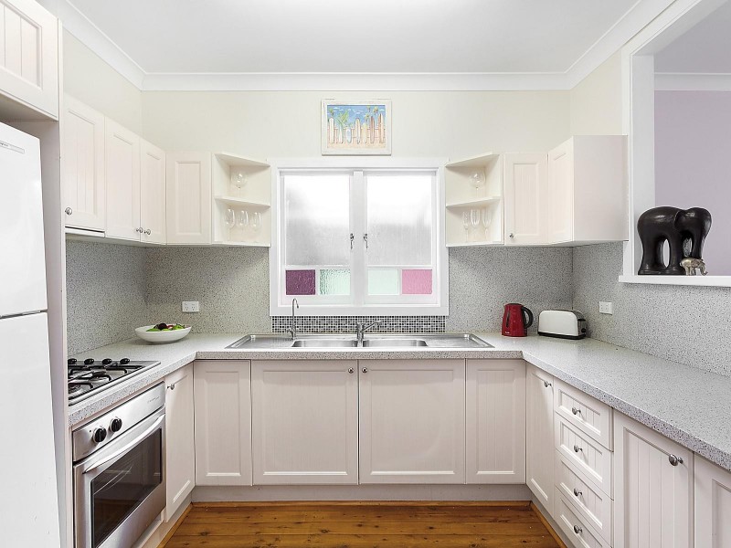 23 Springwood Street, Blackwall NSW 2256