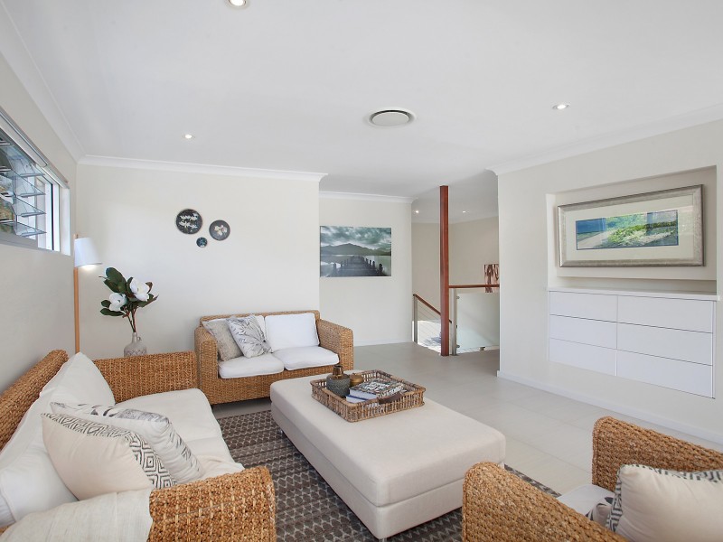 21 Bayside Drive, Green Point NSW 2251