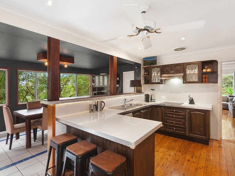 102 Bay View Avenue, East Gosford NSW 2250