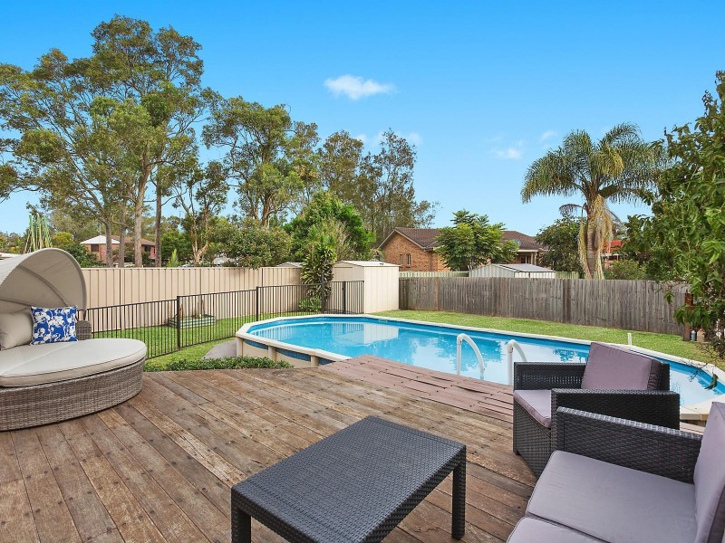 40 Lakedge Avenue, Berkeley Vale NSW 2261