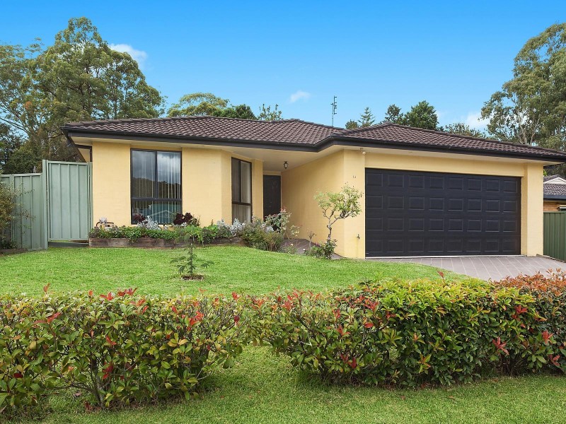 11 Iranda Avenue, Niagara Park NSW 2250
