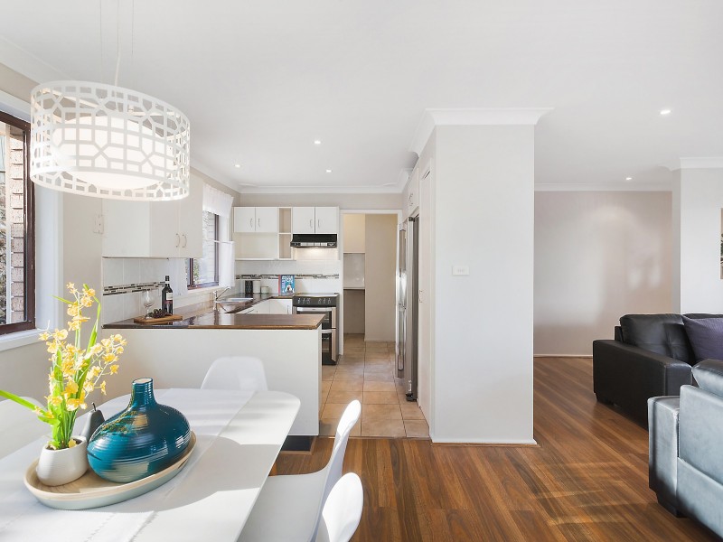 15 Larbonya Avenue, Wyoming NSW 2250