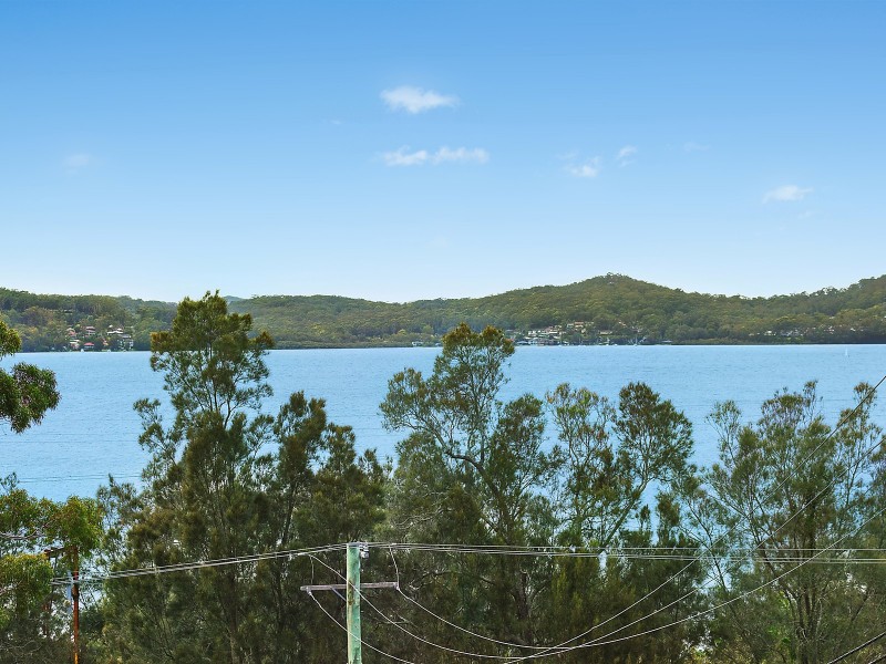 5 Sublime Point Avenue, Tascott NSW 2250