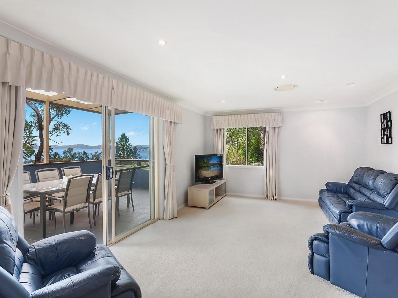 5 Sublime Point Avenue, Tascott NSW 2250