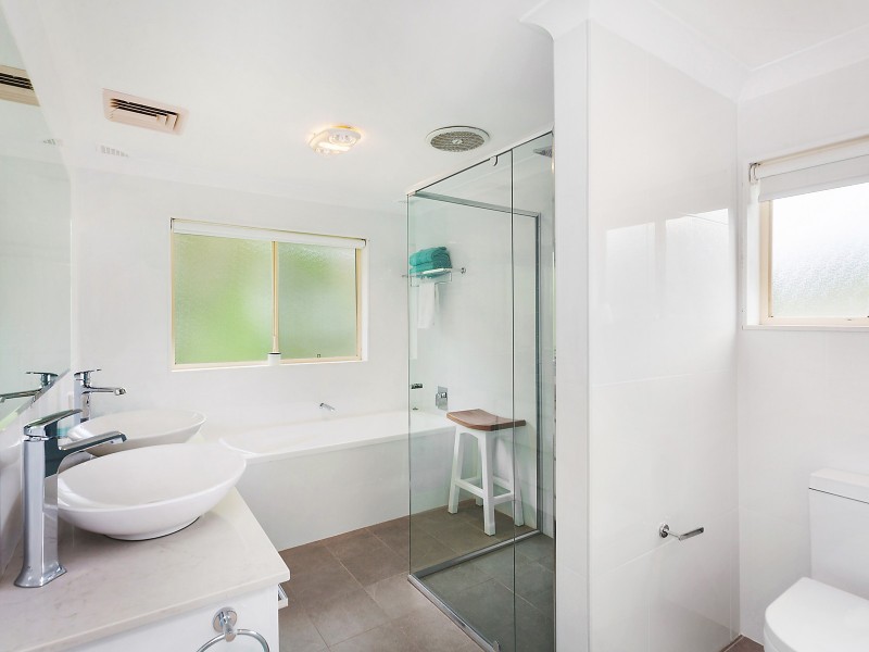 5 Sublime Point Avenue, Tascott NSW 2250